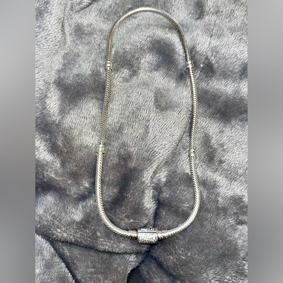 Pandora moments double wrap silver bracelet. 6.3 inch/16 cm - Picture 7 of 7